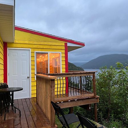 Knotty Pine Ocean Front Suite - Adults Only Ingonish Eksteriør billede