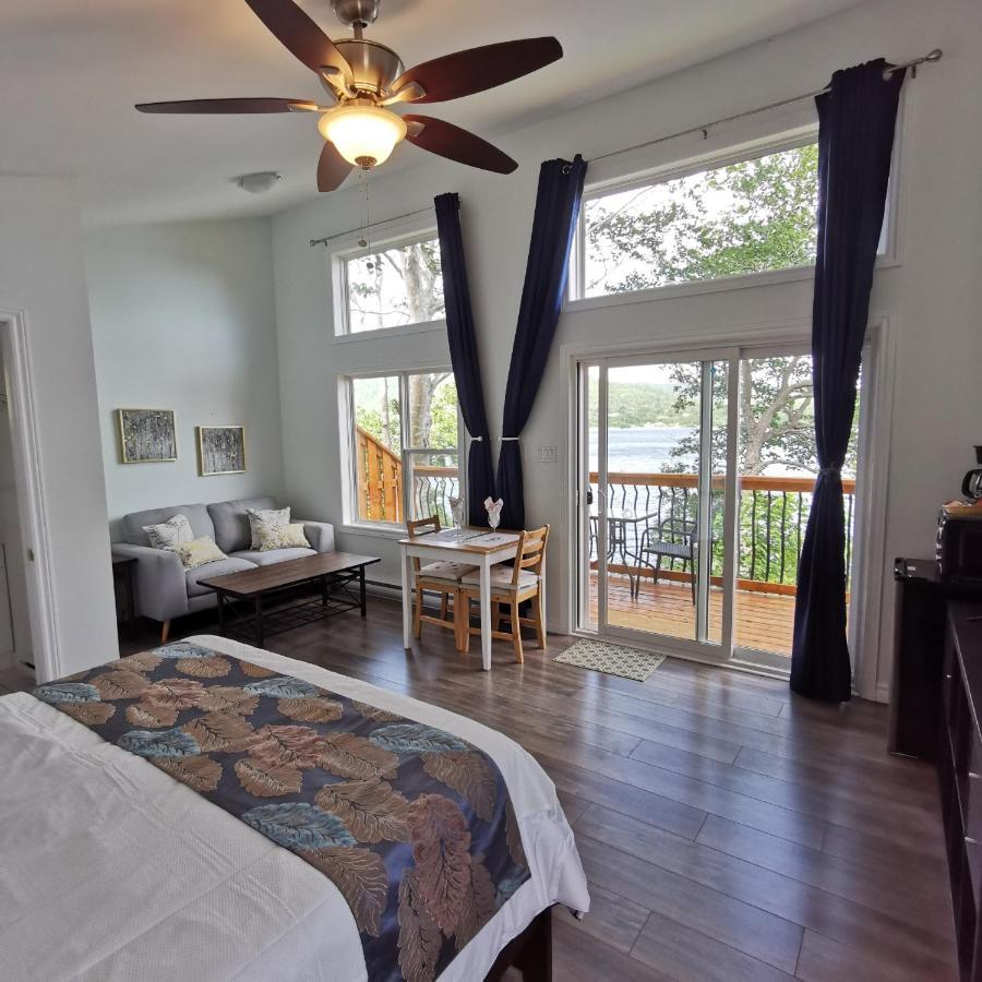 Knotty Pine Ocean Front Suite - Adults Only Ingonish Eksteriør billede