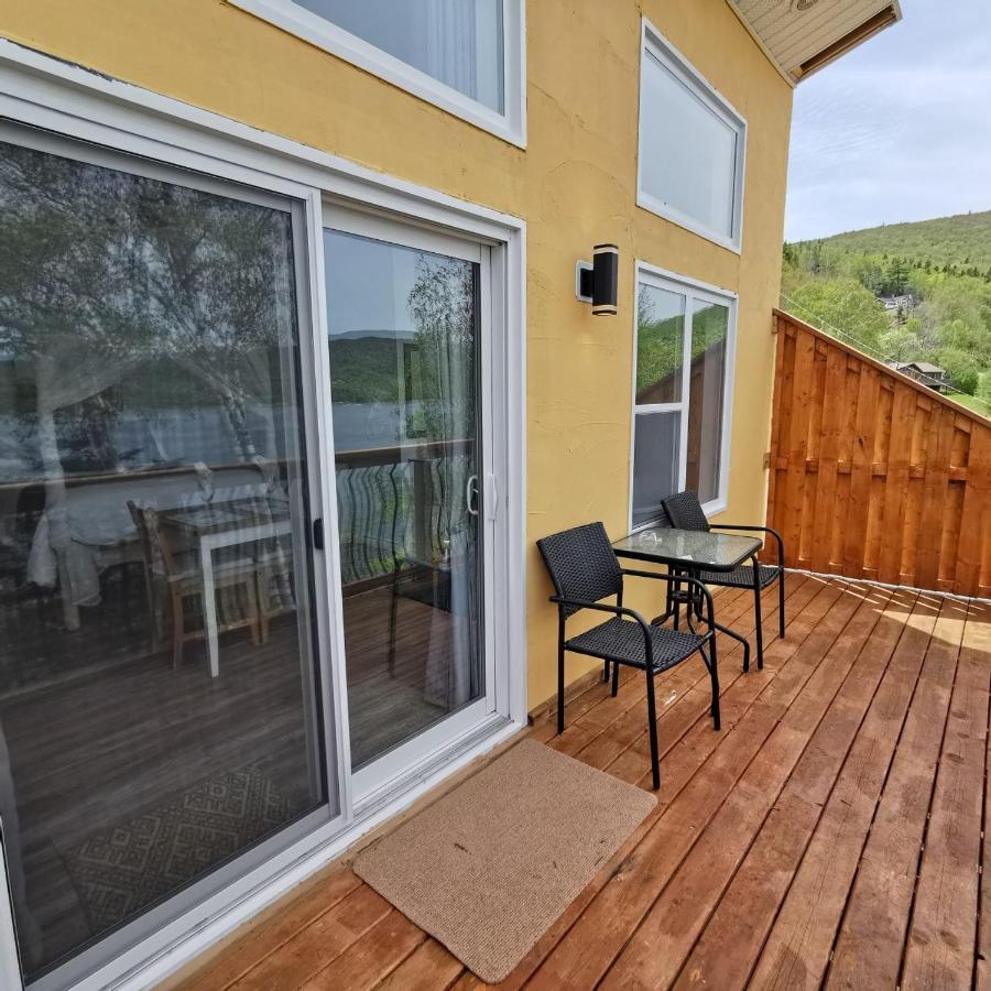 Knotty Pine Ocean Front Suite - Adults Only Ingonish Eksteriør billede